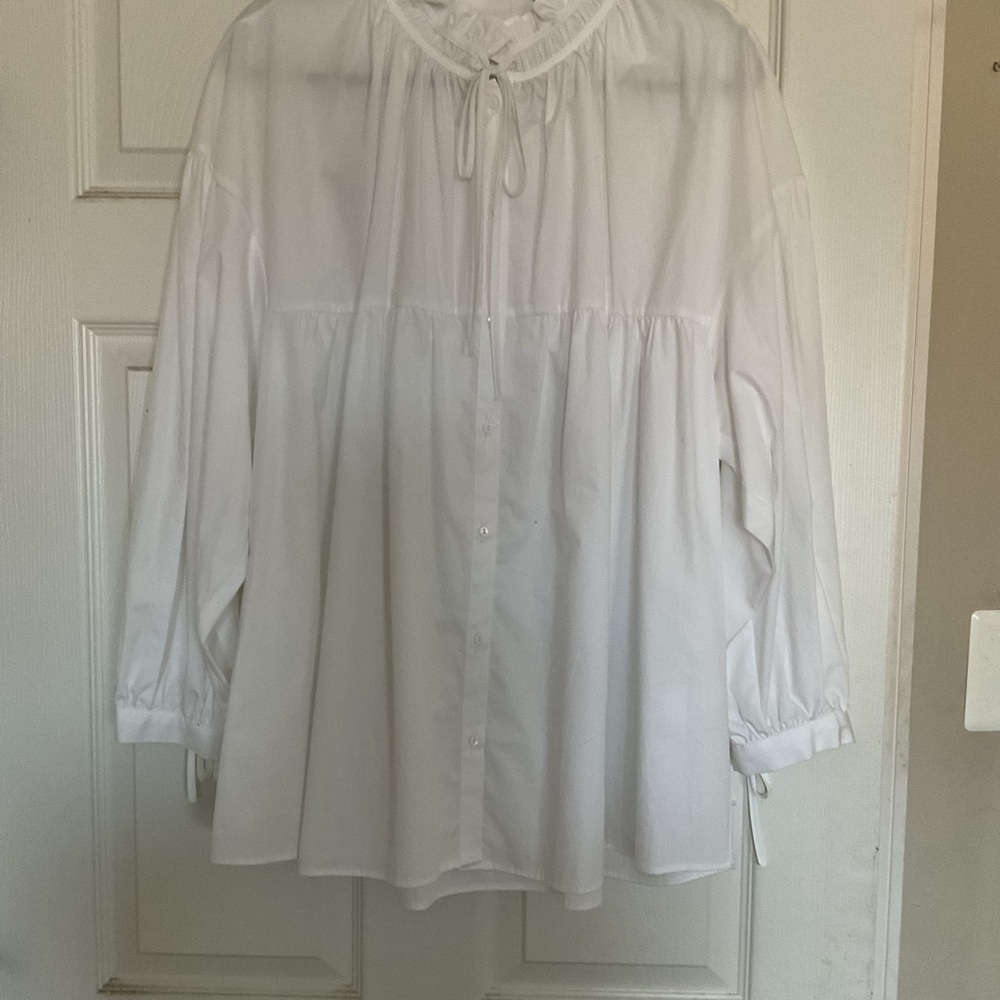 Elegant White Women's Blouse